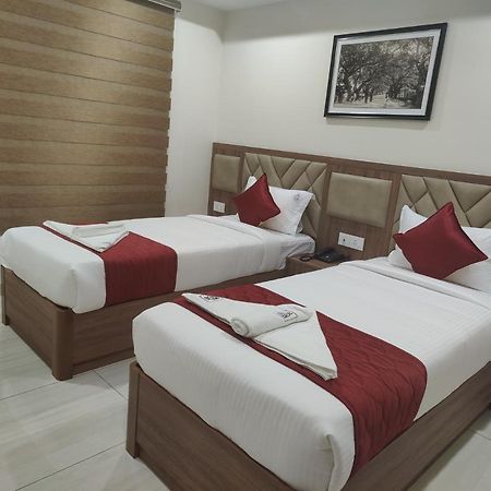 Rr Mount Elite Suites Ченнаї Екстер'єр фото