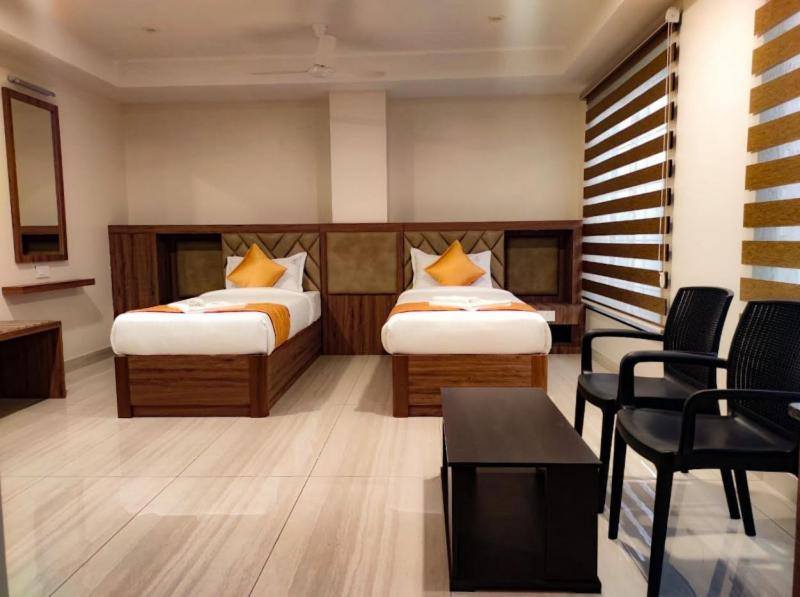 Rr Mount Elite Suites Ченнаї Екстер'єр фото