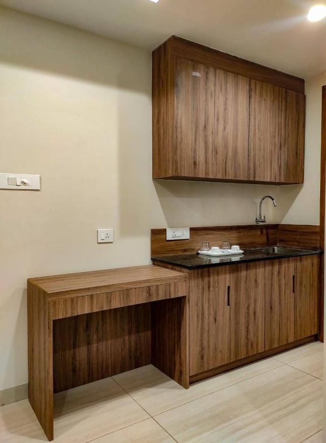 Rr Mount Elite Suites Ченнаї Екстер'єр фото