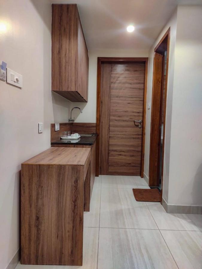 Rr Mount Elite Suites Ченнаї Екстер'єр фото