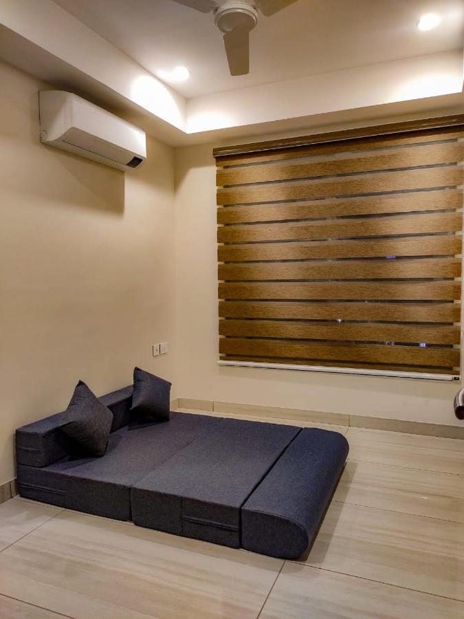 Rr Mount Elite Suites Ченнаї Екстер'єр фото